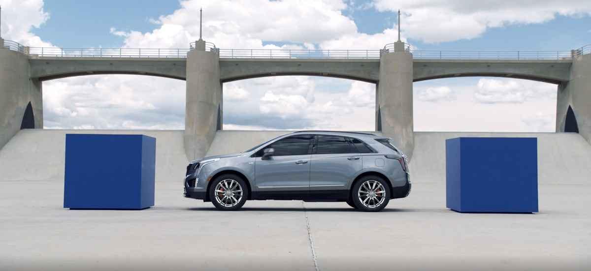 2022 Cadillac XT5 vs 2022 Lincoln Nautilus CLASSIC CADILLAC