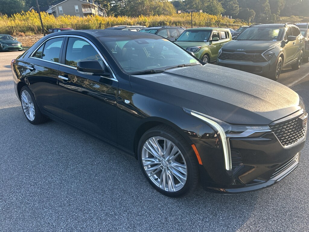 2022 Cadillac CT4 Premium Luxury photo 3