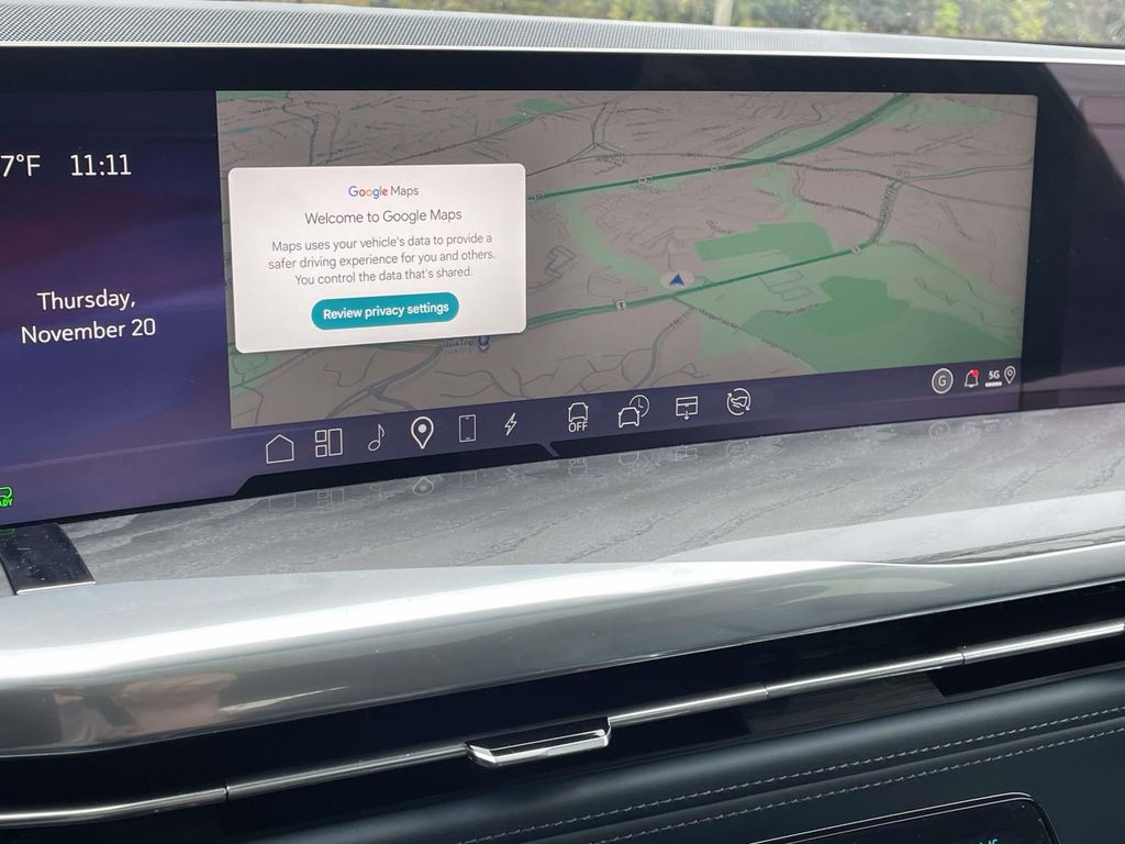 2025 Cadillac Escalade IQ Luxury 2 - Photo 28