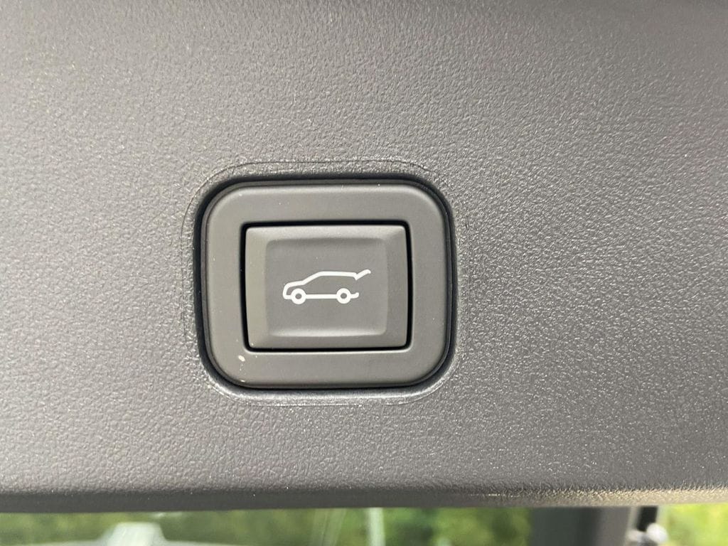 2026 Cadillac LYRIQ V Premium - Photo 11