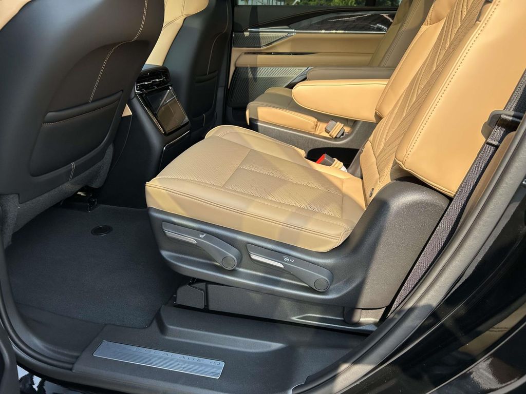2026 Cadillac Escalade IQ Premium Sport - Photo 14
