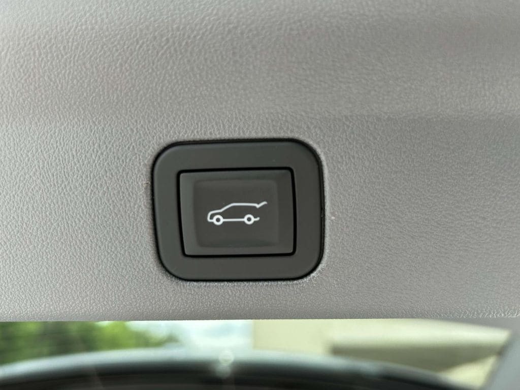 2026 Cadillac Escalade IQ Luxury - Photo 12