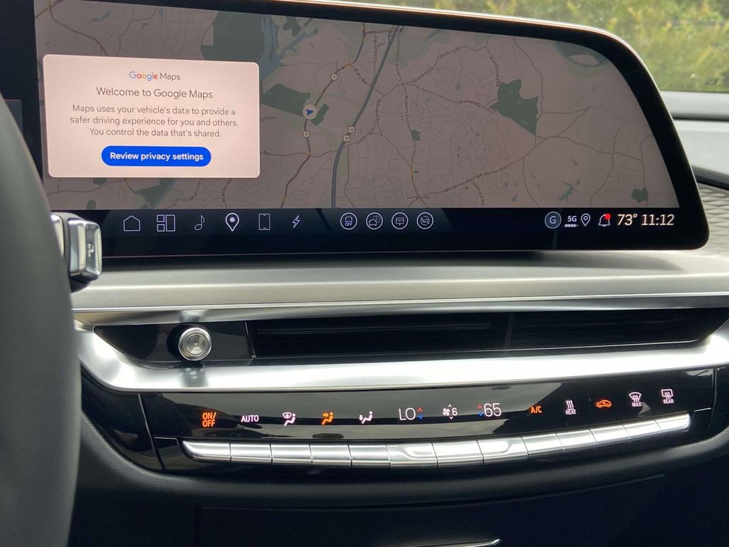 2026 Cadillac LYRIQ V Premium - Photo 28