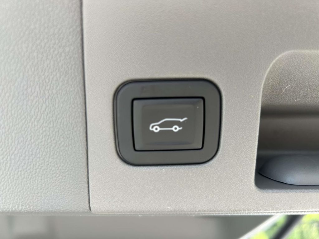 2026 Cadillac XT5 Premium Luxury - Photo 11