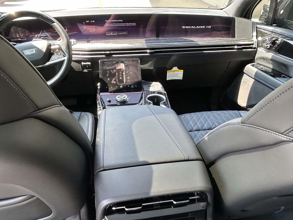 2026 Cadillac Escalade IQ Luxury - Photo 15