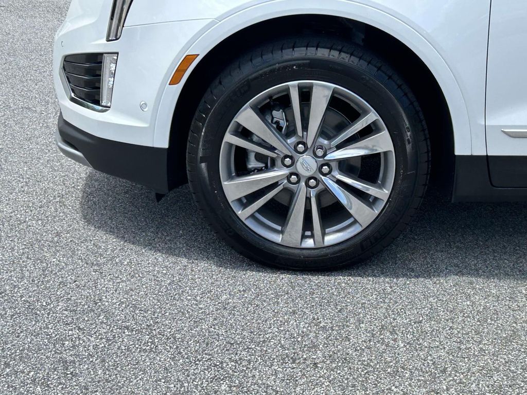 2026 Cadillac XT5 Premium Luxury - Photo 9