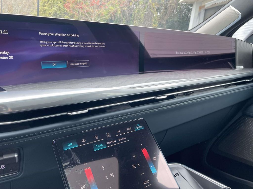 2025 Cadillac Escalade IQ Luxury 2 - Photo 27