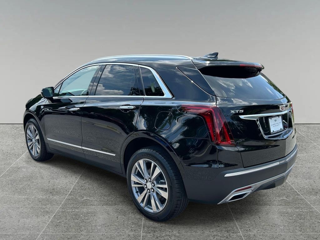 New 2026 CADILLAC XT5 Premium Luxury SUV