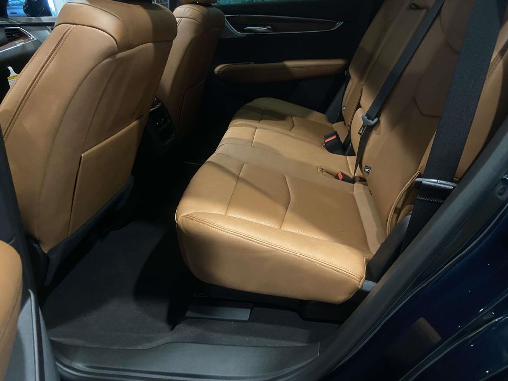 2026 Cadillac XT5 Premium Luxury - Photo 9