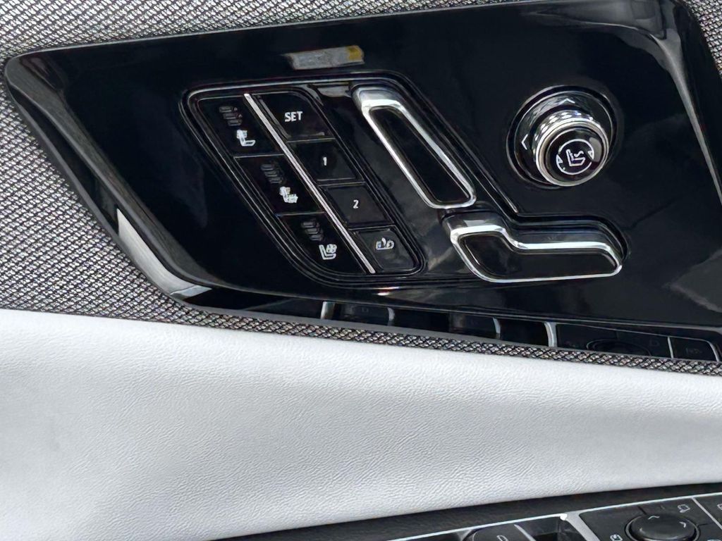 2026 Cadillac OPTIQ Premium Sport - Photo 16