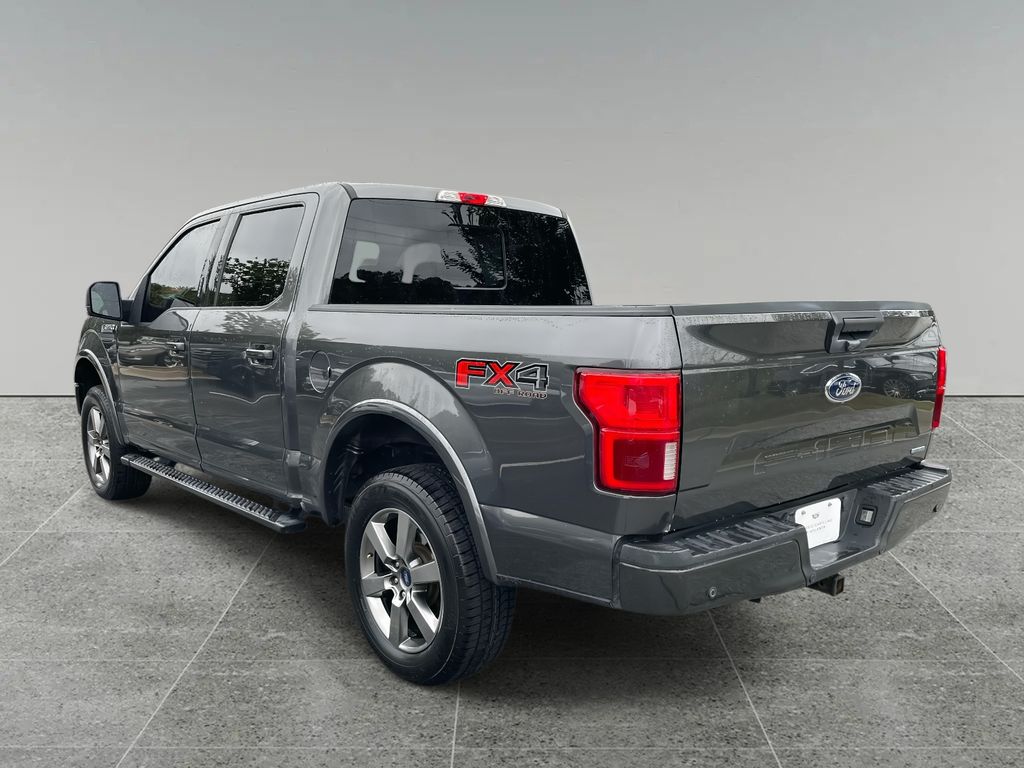 2019 Ford F-150 XLT photo 3