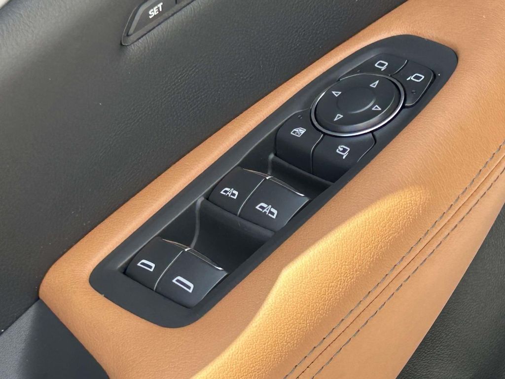 2026 Cadillac XT5 Premium Luxury - Photo 16
