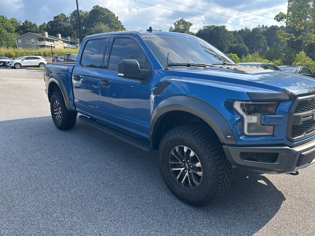 2020 Ford F-150 Raptor photo 3