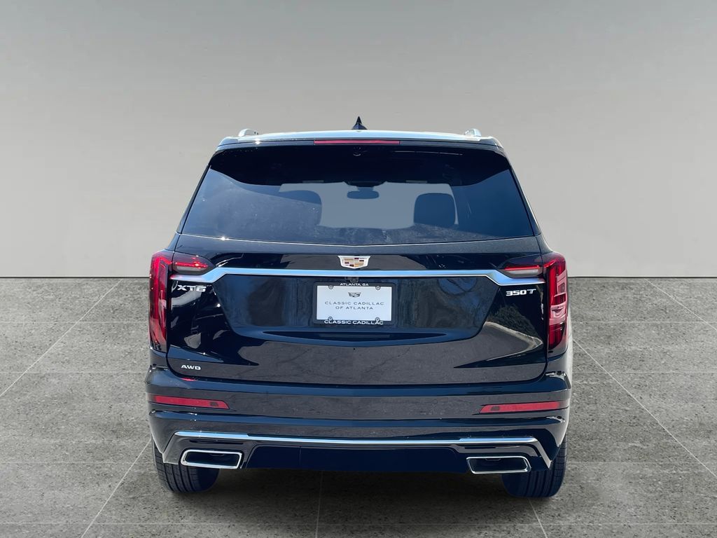 2025 Cadillac XT6 Luxury photo 4