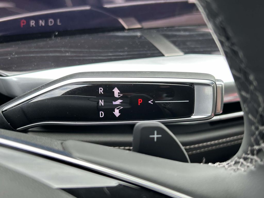 2026 Cadillac Escalade ESV Sport - Photo 28