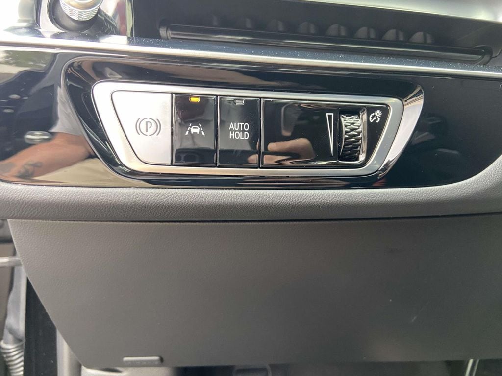 2026 Cadillac LYRIQ V Premium - Photo 22