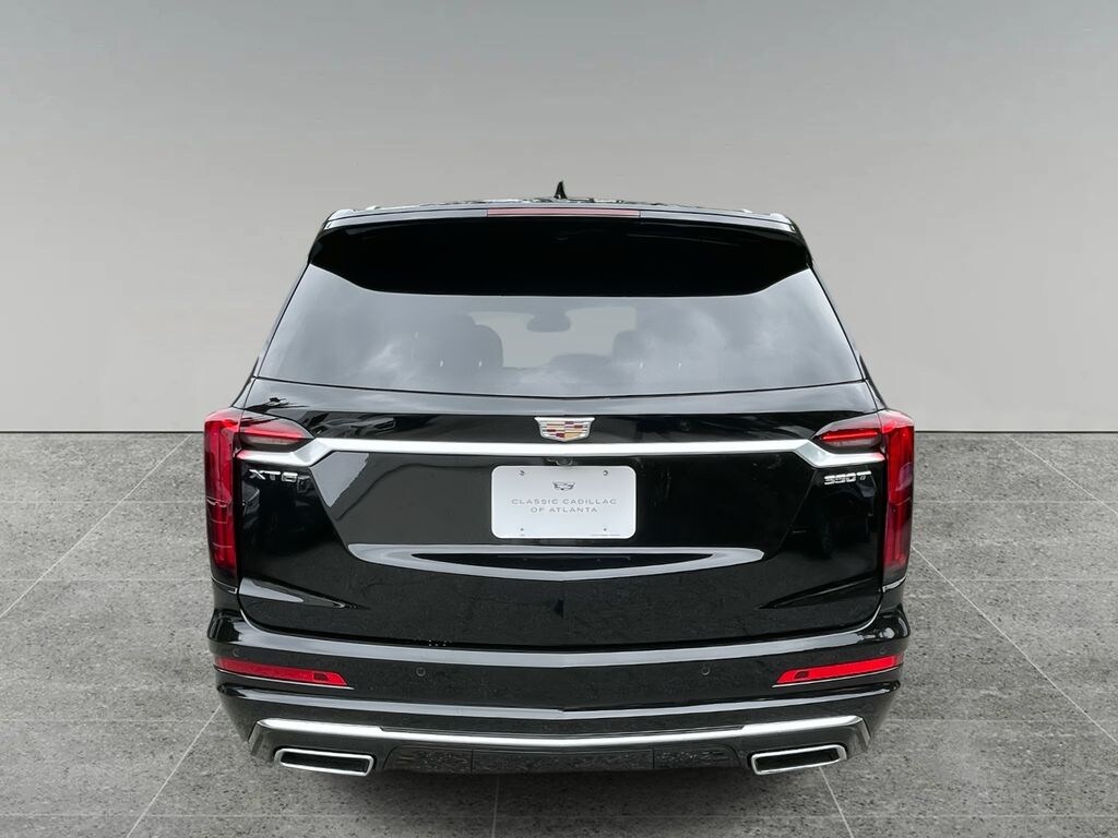 New 2025 CADILLAC XT6 Luxury SUV