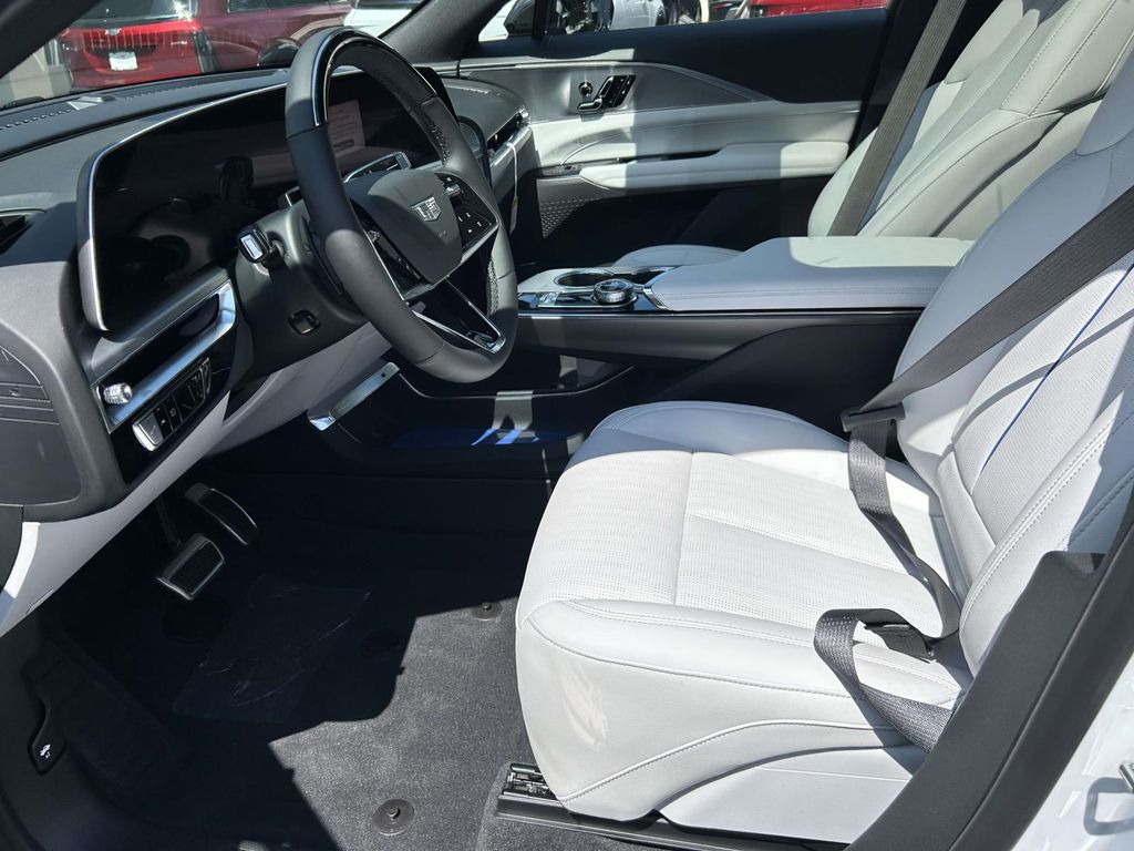 2027 Cadillac LYRIQ Sport - Photo 20