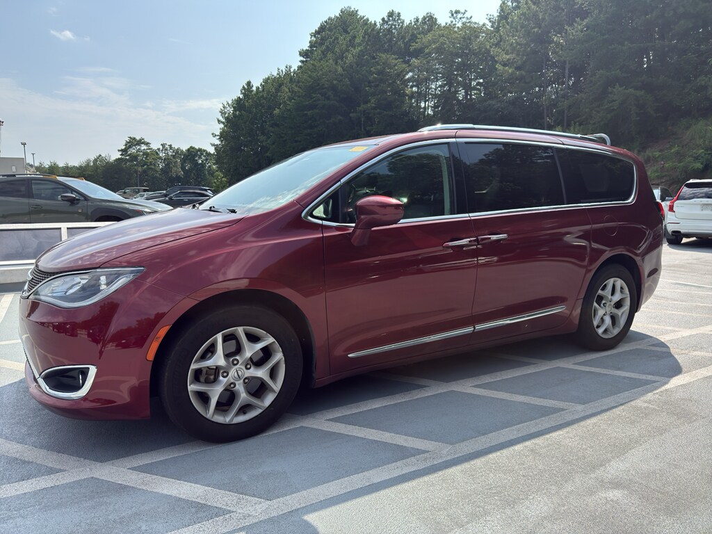 Used 2018 Chrysler Pacifica Touring L Plus