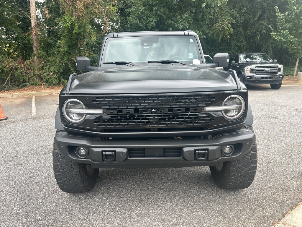 2023 Ford Bronco Wildtrak photo 2