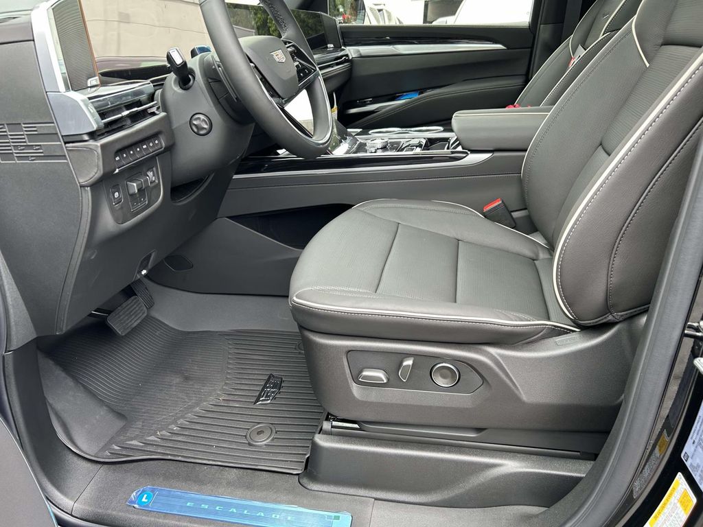 2026 Cadillac Escalade ESV Sport - Photo 23