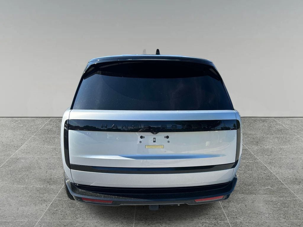 Used 2025 Land Rover Range Rover SE