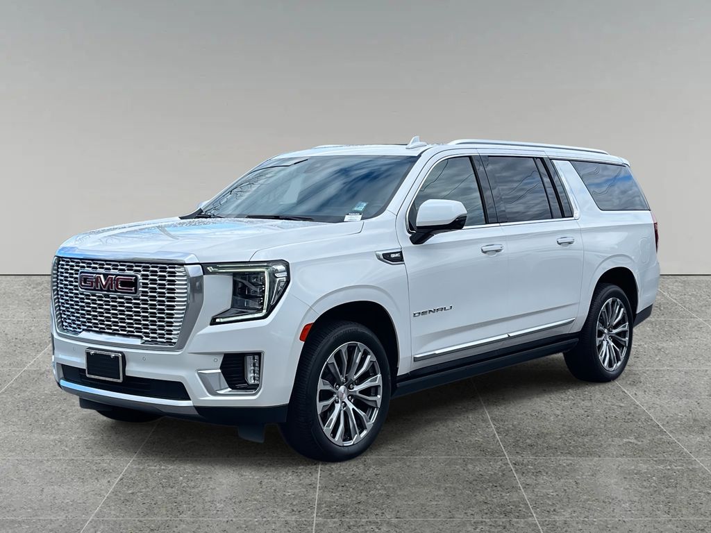 2021 GMC Yukon Denali's photo
