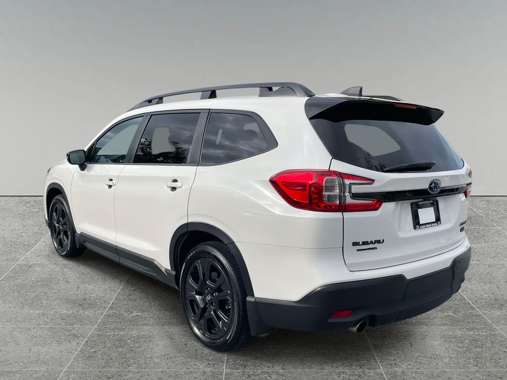 2023 Subaru Ascent Onyx Edition photo 3