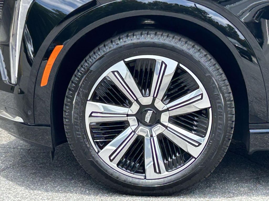 2026 Cadillac Escalade IQ Luxury - Photo 10