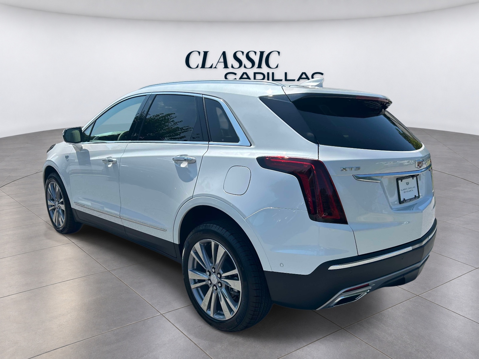 New 2026 CADILLAC XT5 Premium Luxury SUV