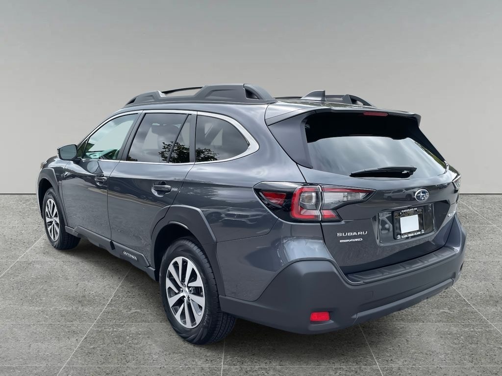 Used 2025 Subaru Outback Premium