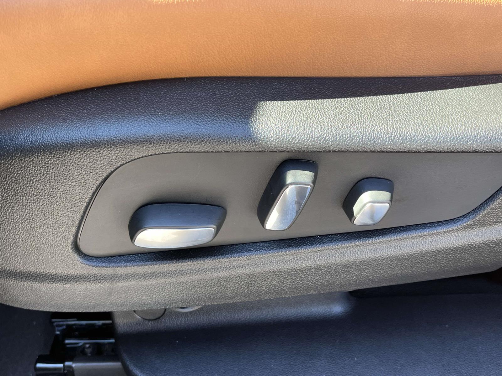 2026 Cadillac XT5 Premium Luxury - Photo 19