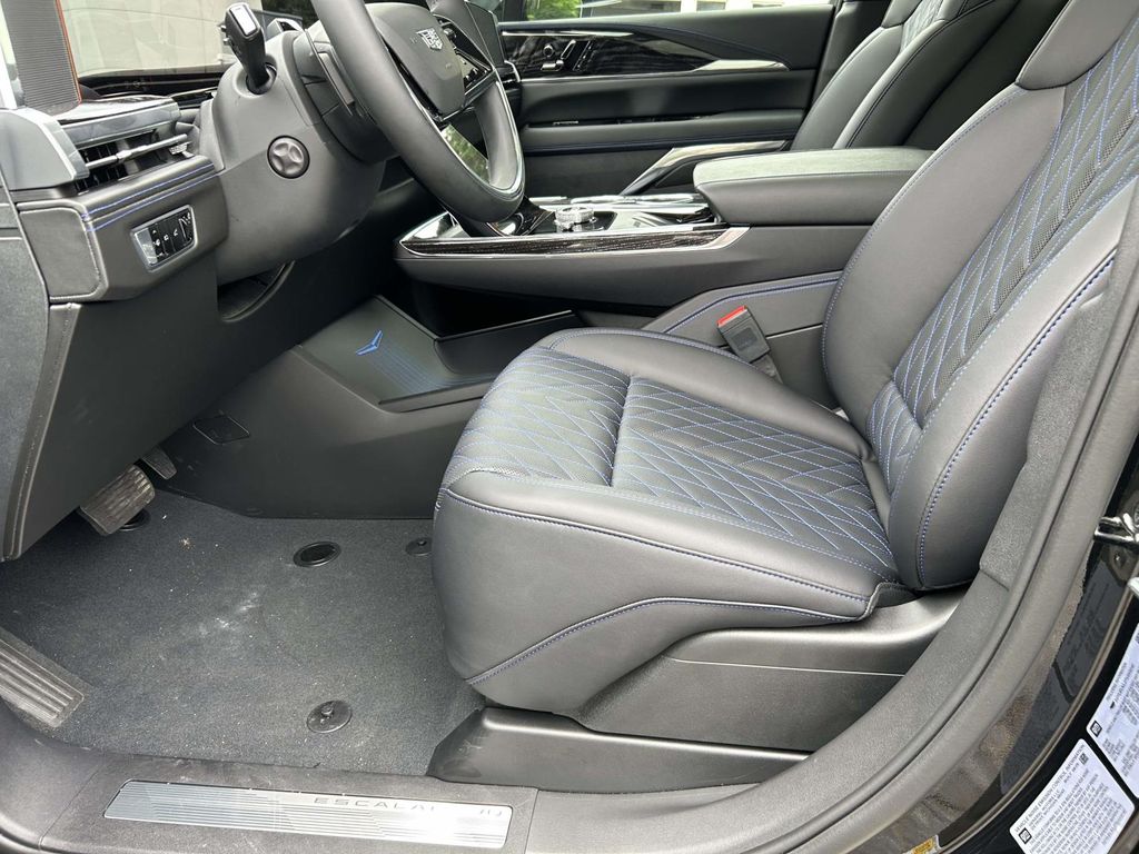 2026 Cadillac Escalade IQL Sport - Photo 20