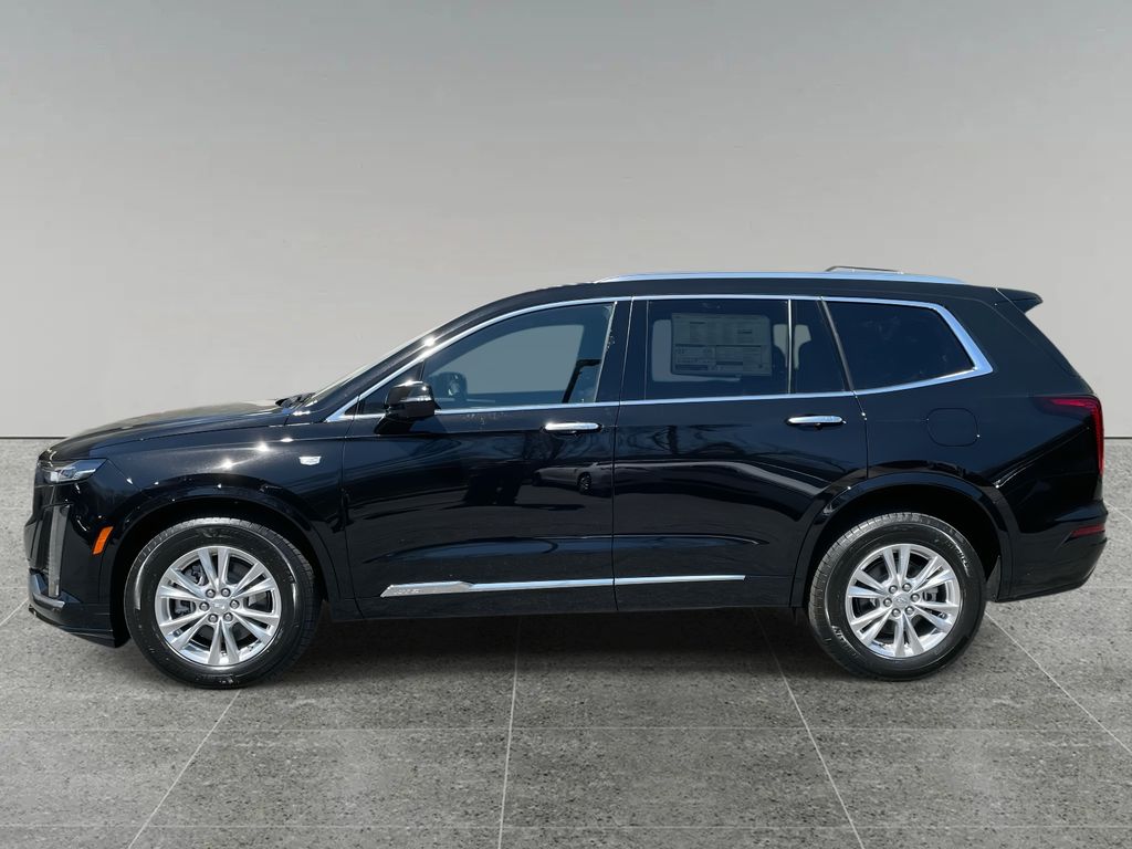 2025 Cadillac XT6 Luxury photo 2