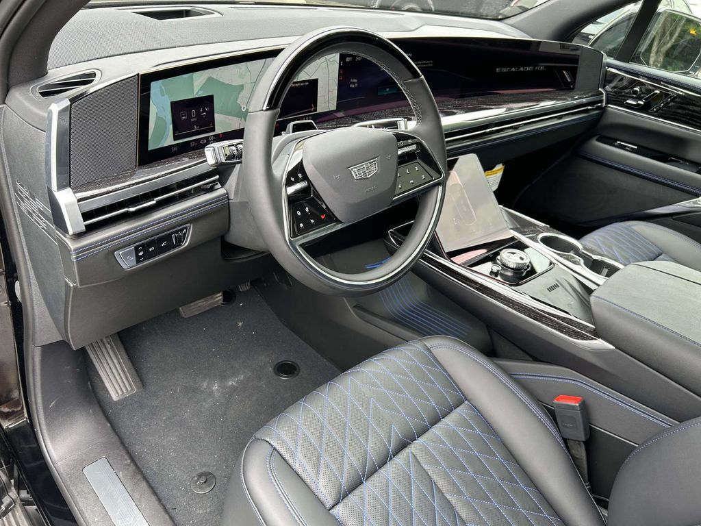 2026 Cadillac Escalade IQL Sport - Photo 18