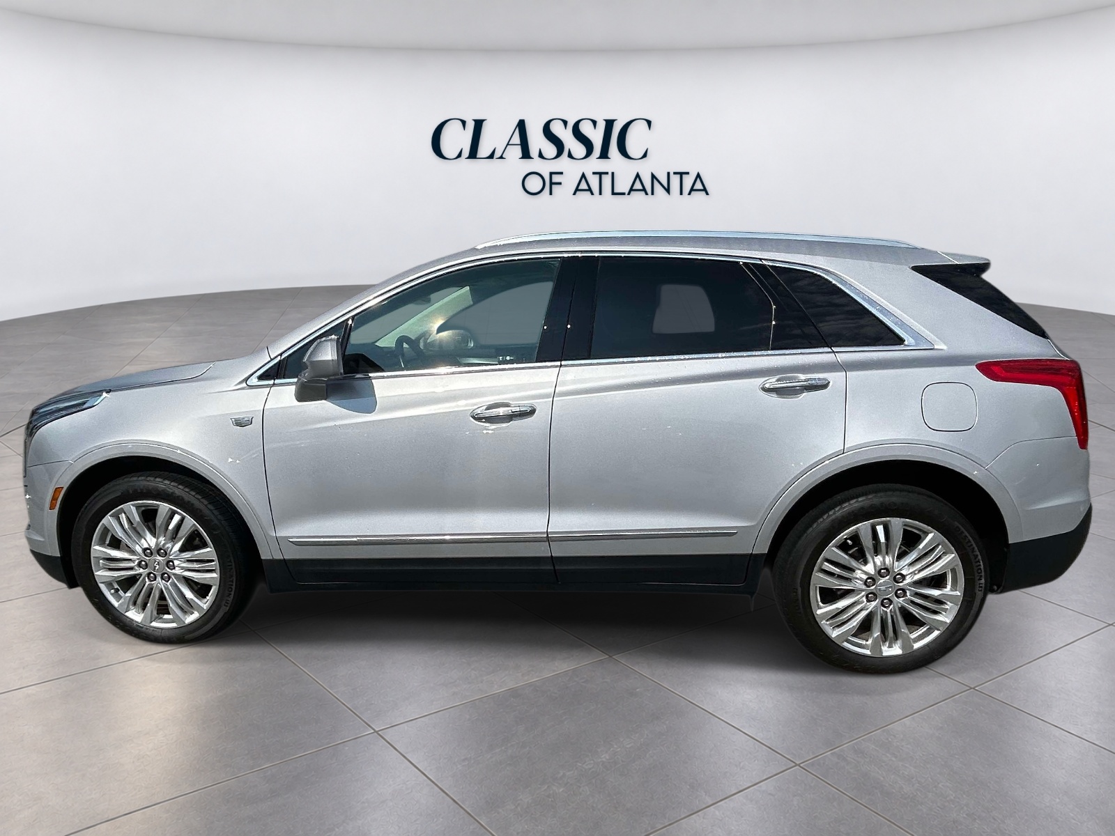Used 2018 CADILLAC XT5 Premium Luxury FWD SUV