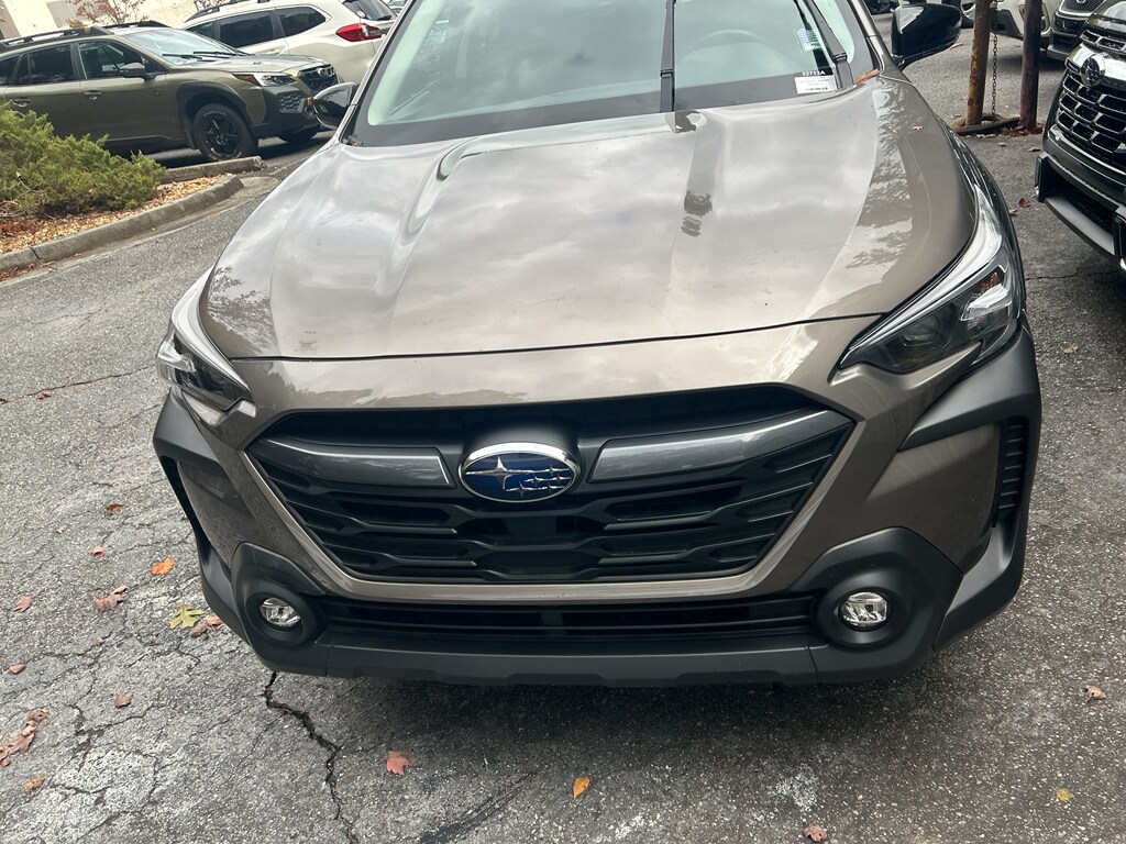 2023 Subaru Outback Premium photo 2