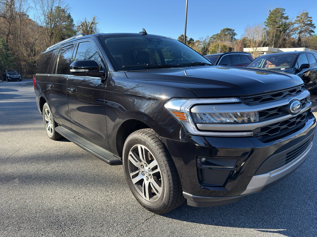 2024 Ford Expedition MAX XLT photo 3