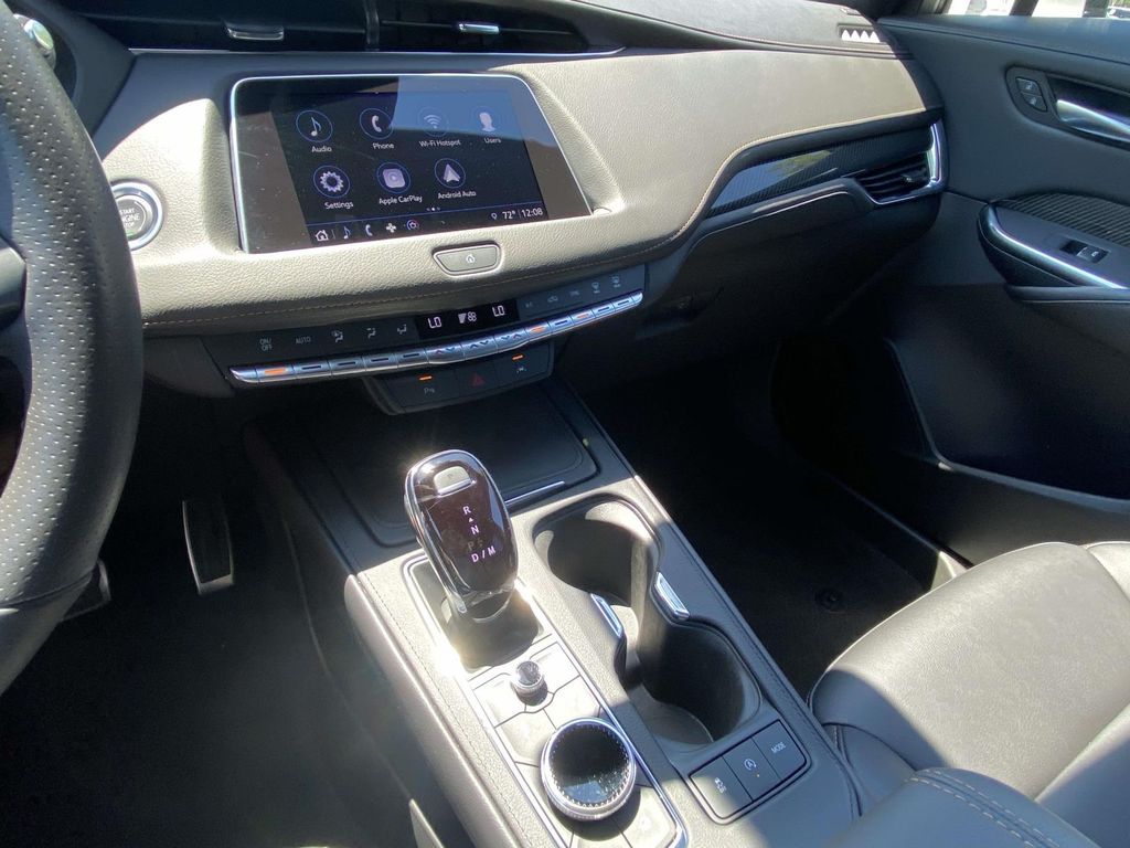 2023 Cadillac XT4 Sport - Photo 24