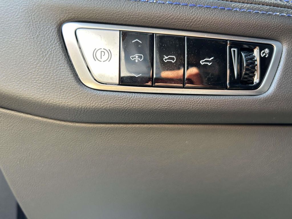 2026 Cadillac Escalade IQ Luxury - Photo 22