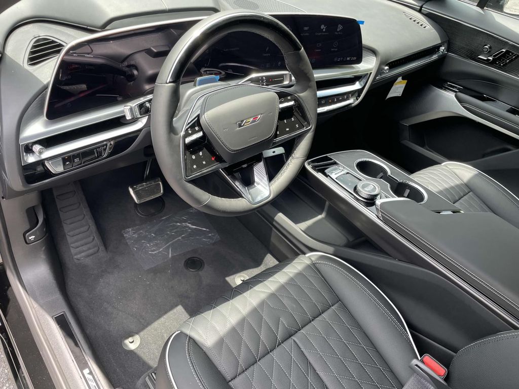 2026 Cadillac LYRIQ V Premium - Photo 19