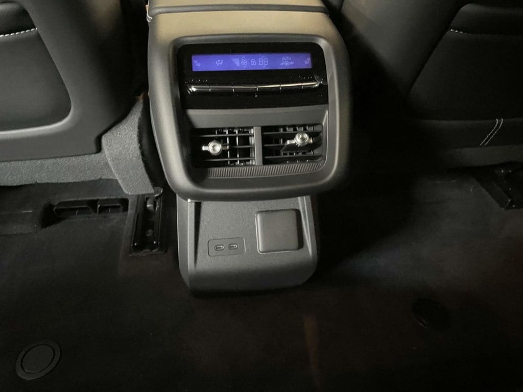 2026 Cadillac LYRIQ V Premium - Photo 12