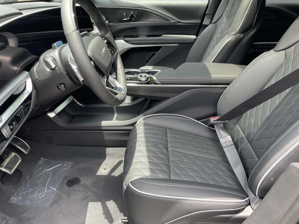 2026 Cadillac LYRIQ V Premium - Photo 21
