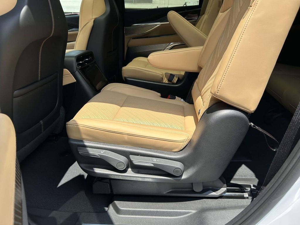 2026 Cadillac Escalade IQ Premium Sport - Photo 13