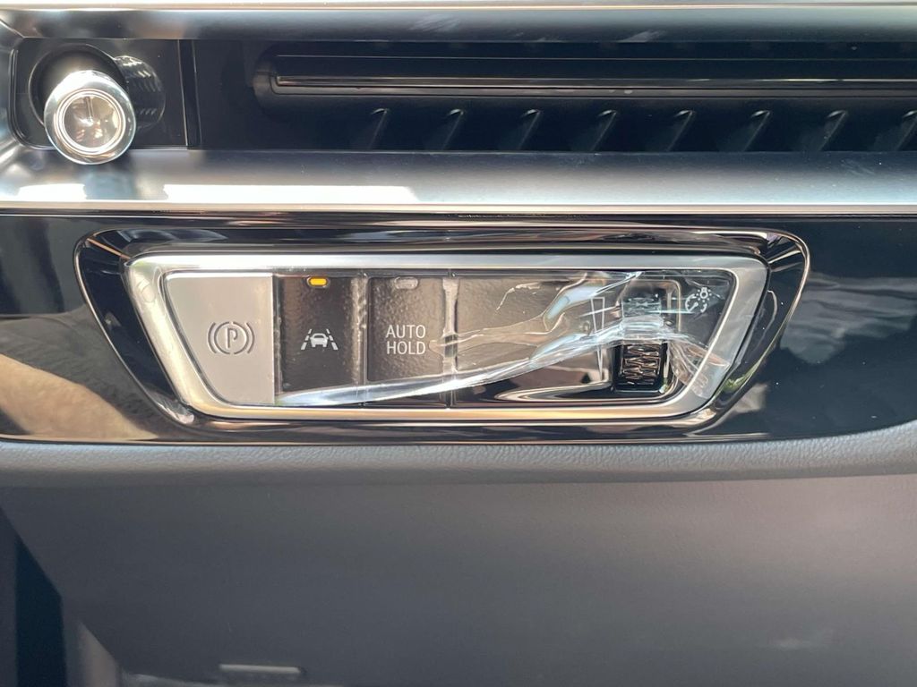 2026 Cadillac LYRIQ V Premium - Photo 23