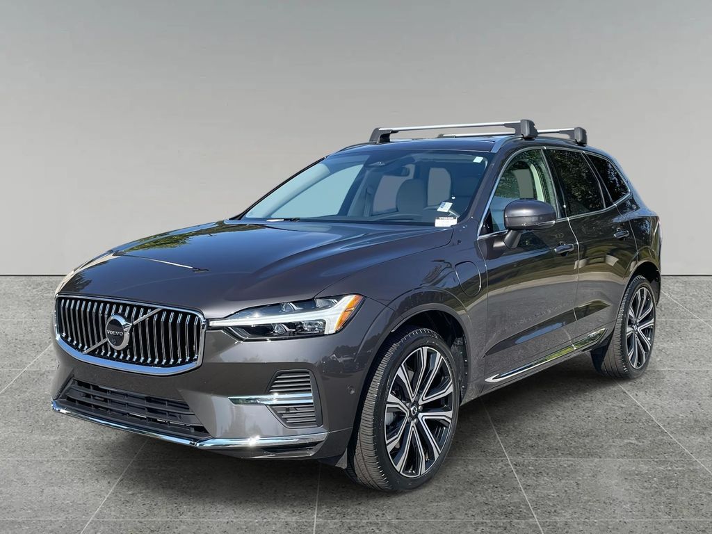 2023 Volvo XC60 Ultimate's photo