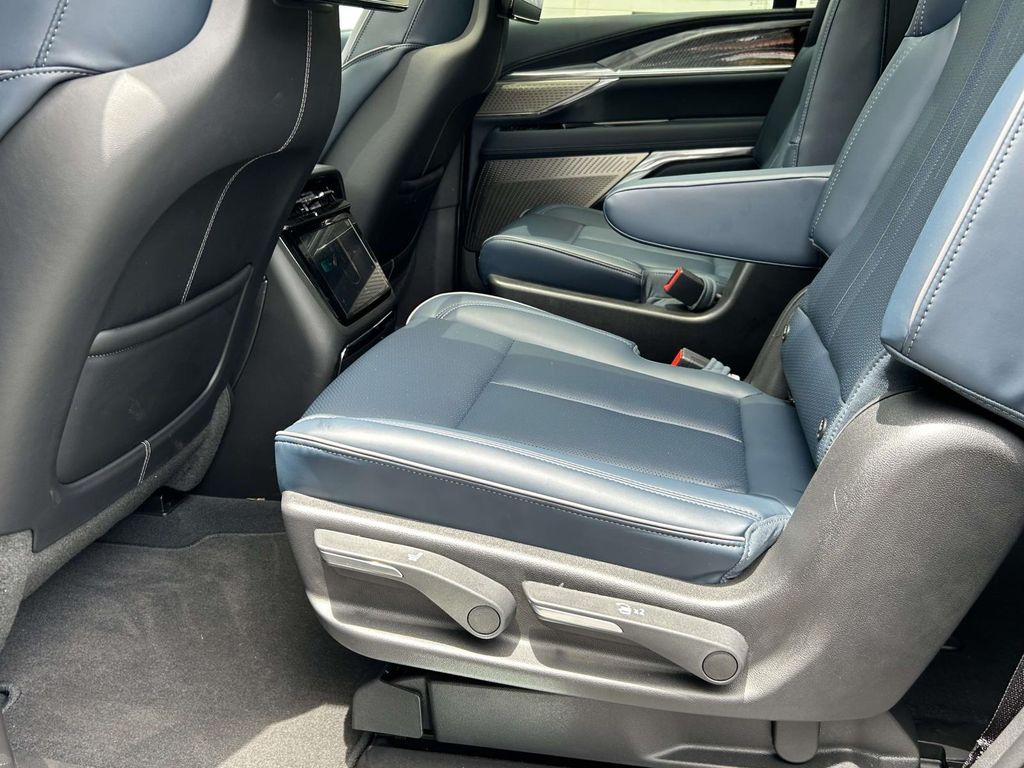 2026 Cadillac Escalade IQL Premium Sport - Photo 14