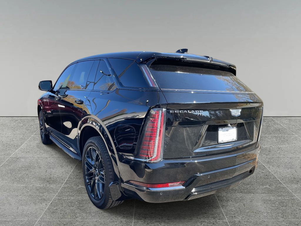 2026 Cadillac Escalade IQ Sport photo 3