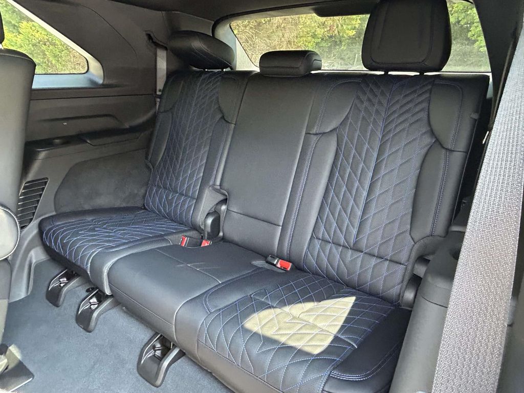 2026 Cadillac Escalade IQ Luxury - Photo 12