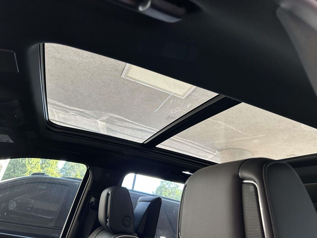 2026 Cadillac Escalade ESV Sport - Photo 21